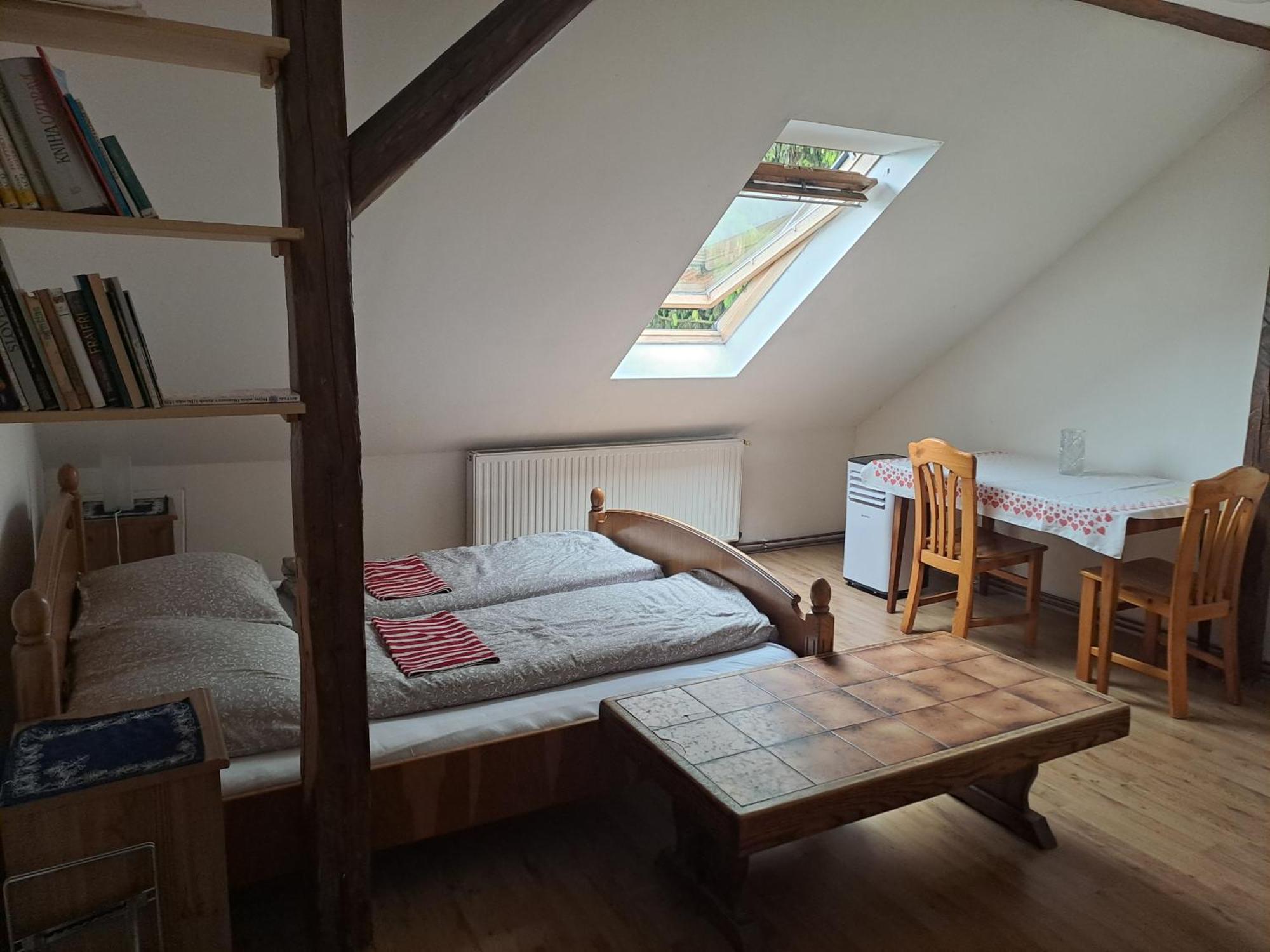 Podkrovni Apartman Olomouc Exteriör bild